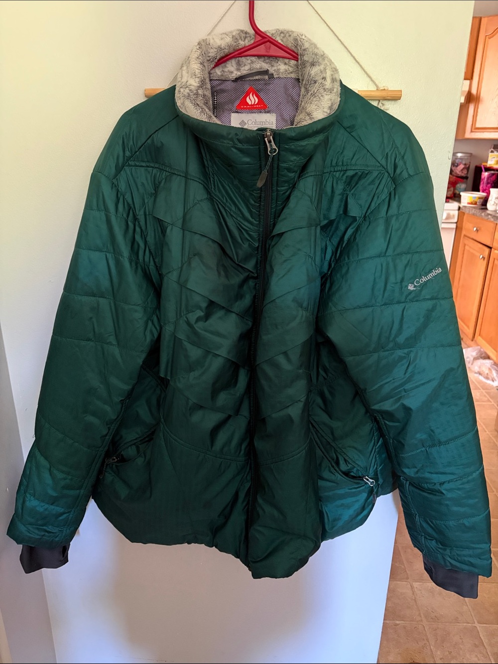 Columbia Dark Green Quilted Puffer Jacket with Faux Fur Collar